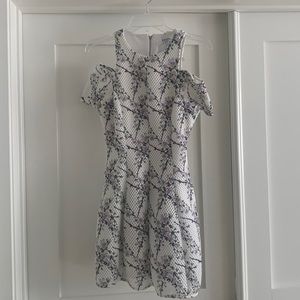 Elliatt Dress S